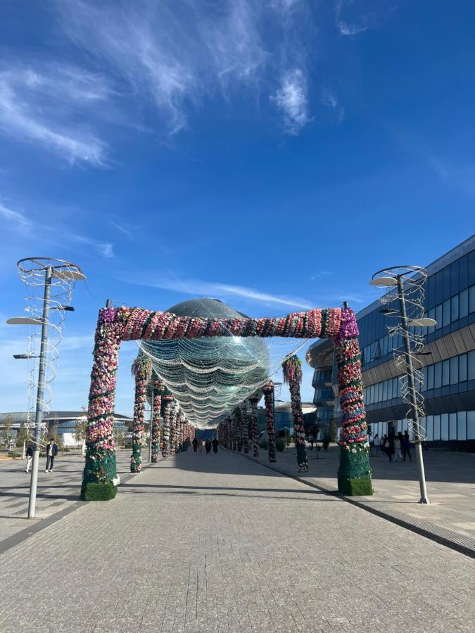 Ferienwohnung Уютная Квартира На Expo-Smart Замок Astana Exterior foto